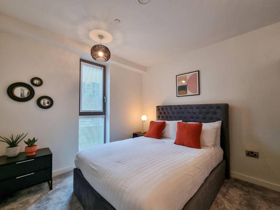 Stunning 4-Bedroom Townhouse With Free Parking Manchester Exterior foto