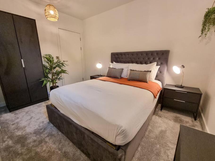 Stunning 4-Bedroom Townhouse With Free Parking Manchester Exterior foto